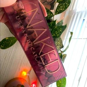 Urban Decay Naked Cherry Palette